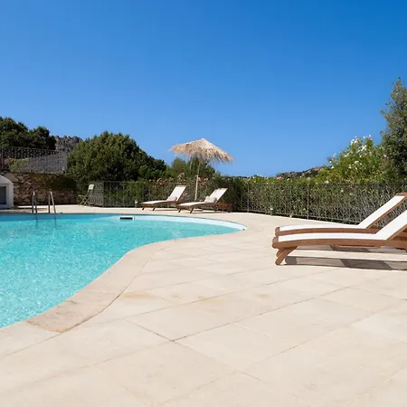 Hotell Le Rocce Sarde San Pantaleo